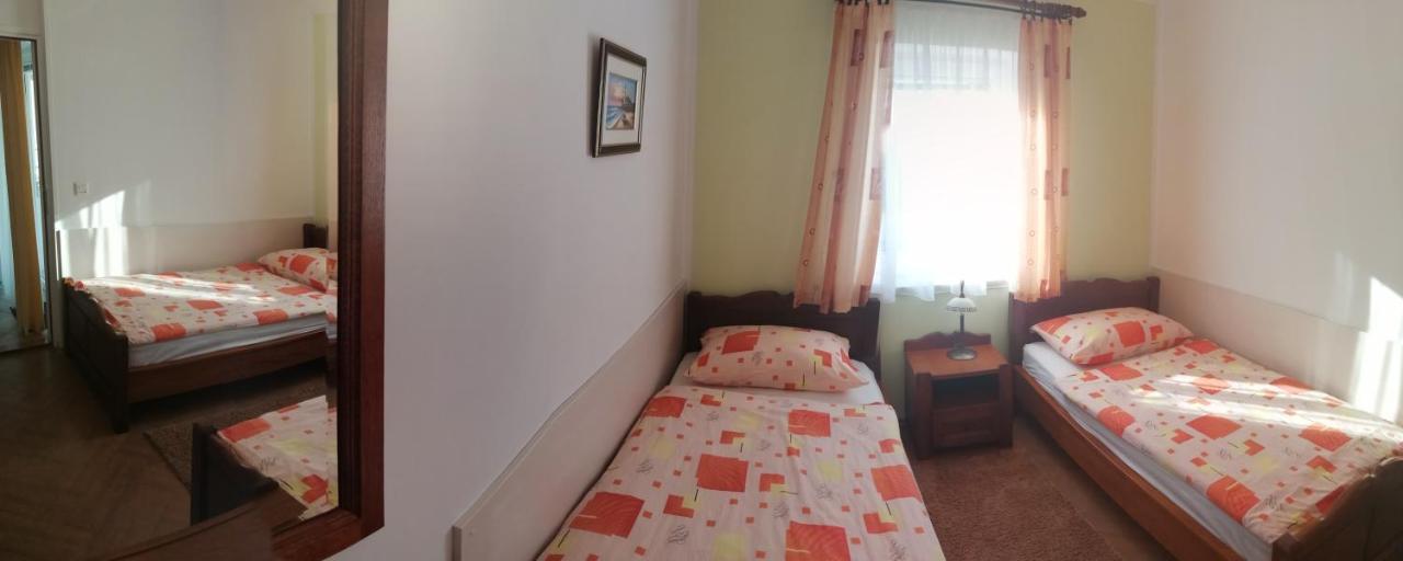 Apartments Tina Пула Экстерьер фото
